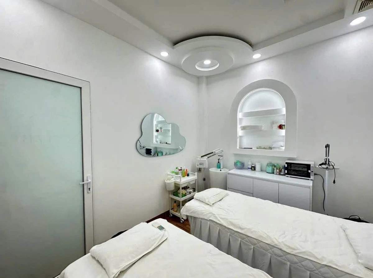 Bán nhà 1 trệt 2 lầu mặt tiền Võ Văn Kiệt Phan Thiết 100m2 - Ảnh thu nhỏ 4