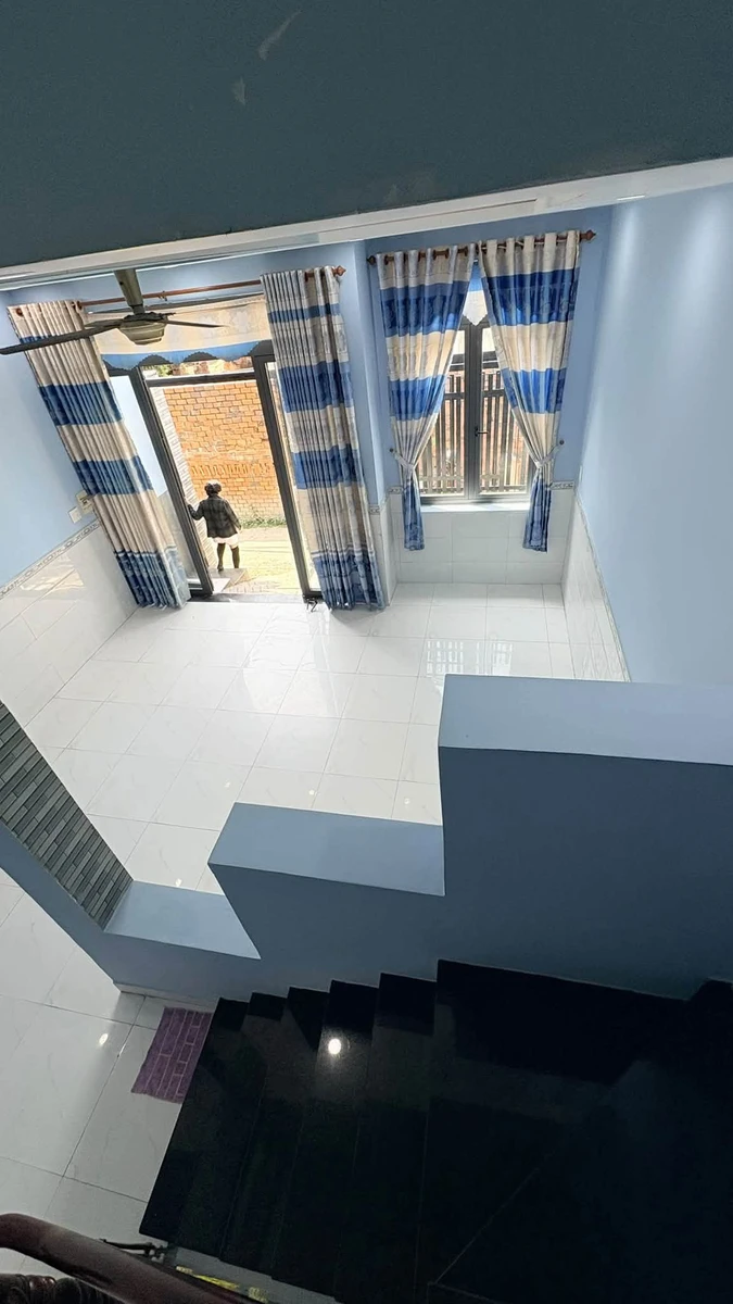 Bán nhà 1 trệt 1 lầu Biên Hòa, 66m², 2 phòng ngủ, sổ hồng riêng - Ảnh thu nhỏ 2
