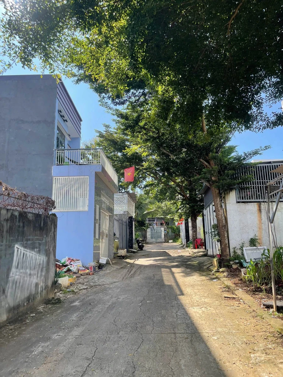Bán đất hẻm 37 Phùng Hưng, 95m², 1 tỷ 899 triệu - Ảnh 1