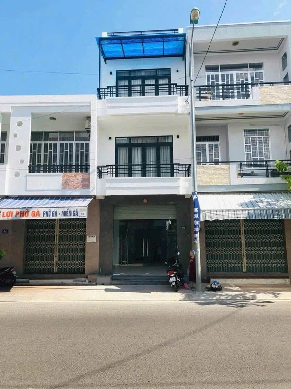 Cho thuê nhà mặt tiền Cửu Long, Nha Trang, 76m², 25 triệu/tháng
