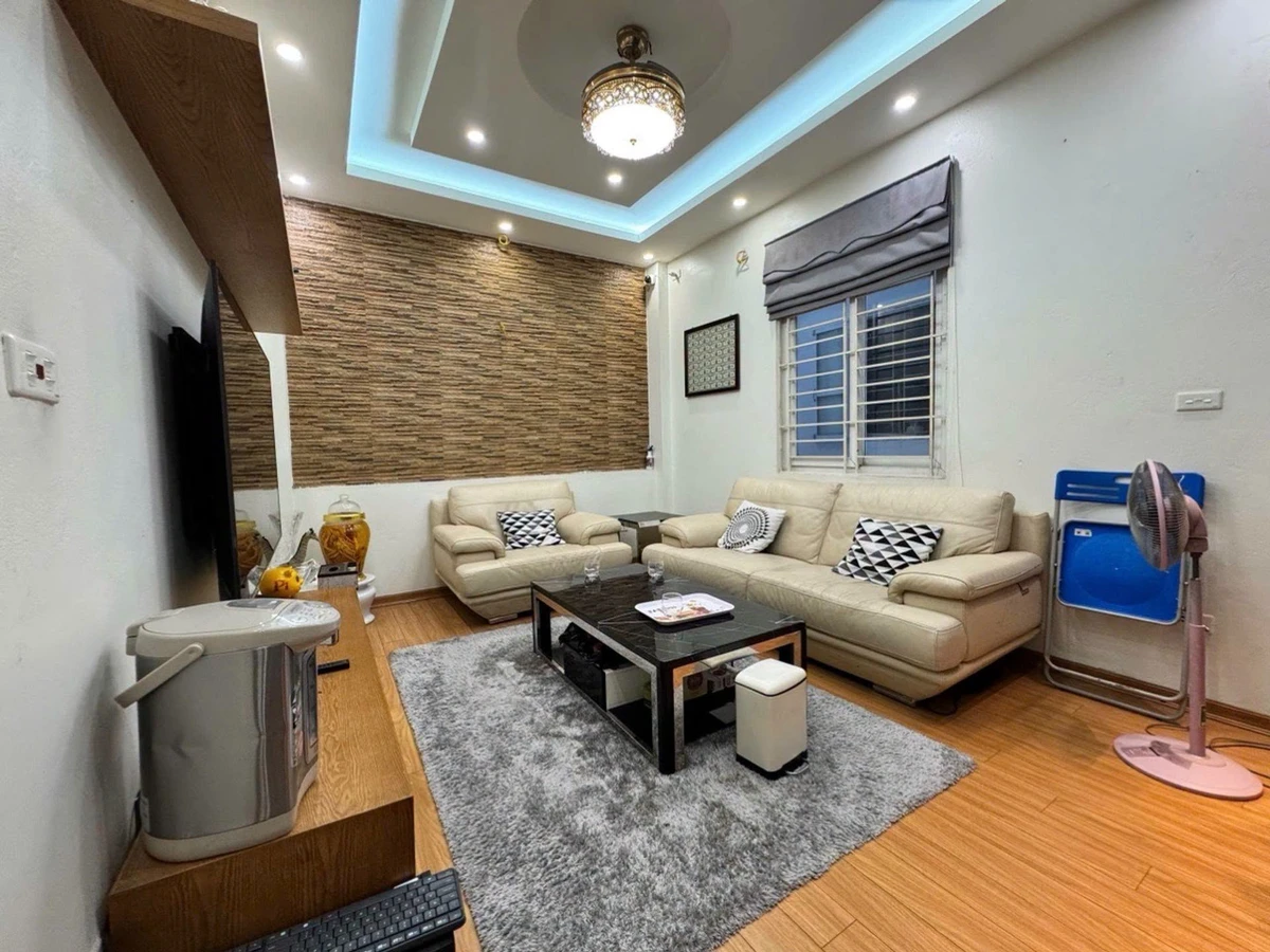 Bán nhà 4 tầng 46m2, 4 PN khu Nguyễn Văn Cừ, Long Biên, giá 8 tỷ - Ảnh thu nhỏ 2