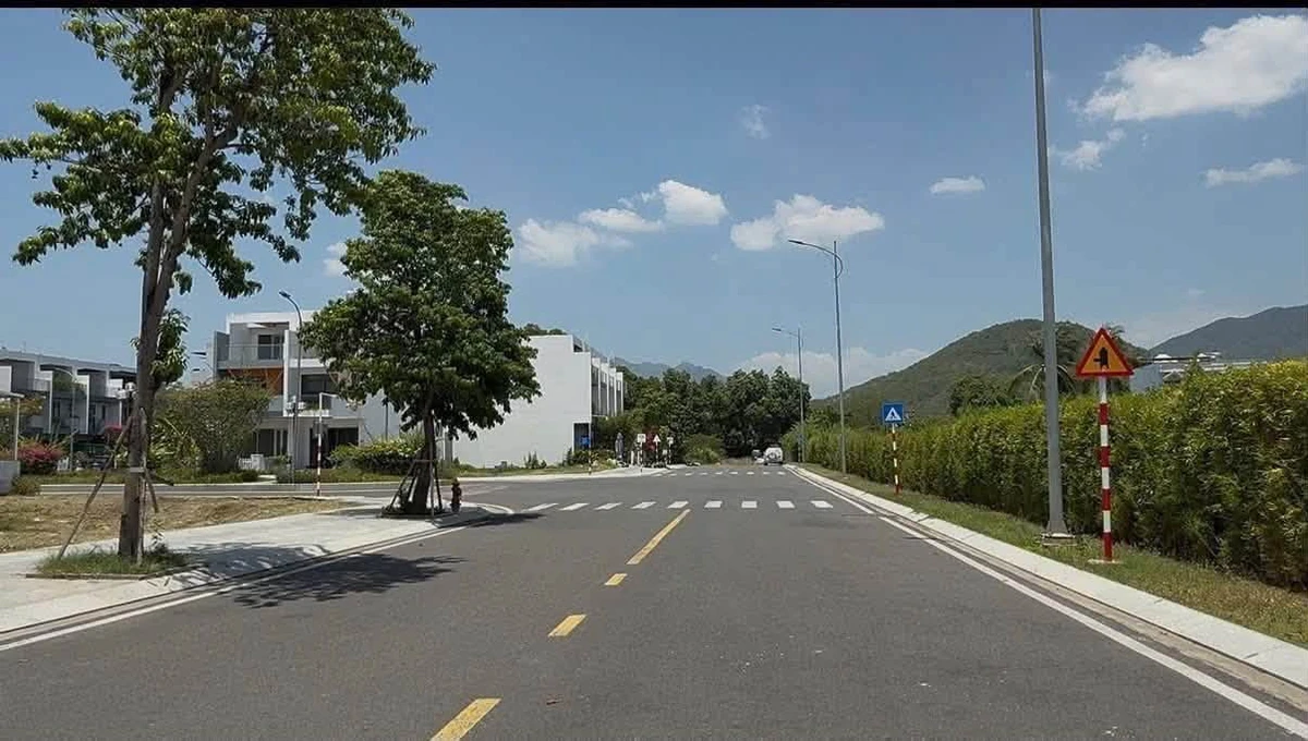 Bán nhà 3 tầng KĐT Mỹ Gia Nha Trang 100m2, 7 tỷ 2 - Ảnh thu nhỏ 2