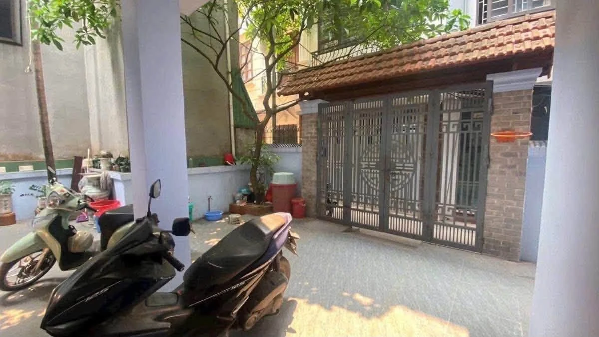 Bán nhà phố 116m² 2.5 tầng mặt tiền 11m Cầu Giấy 26 tỷ - Ảnh thu nhỏ 2