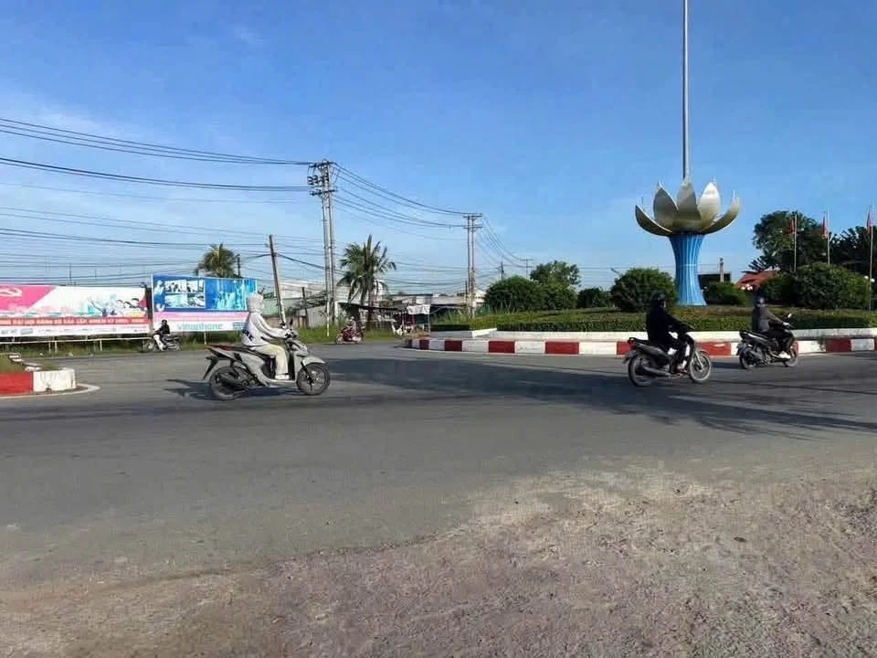 Bán đất thổ cư 200m² mặt tiền đường Lê Thị Cẩn, Cần Giuộc, 2 tỷ 050 triệu - Ảnh thu nhỏ 2