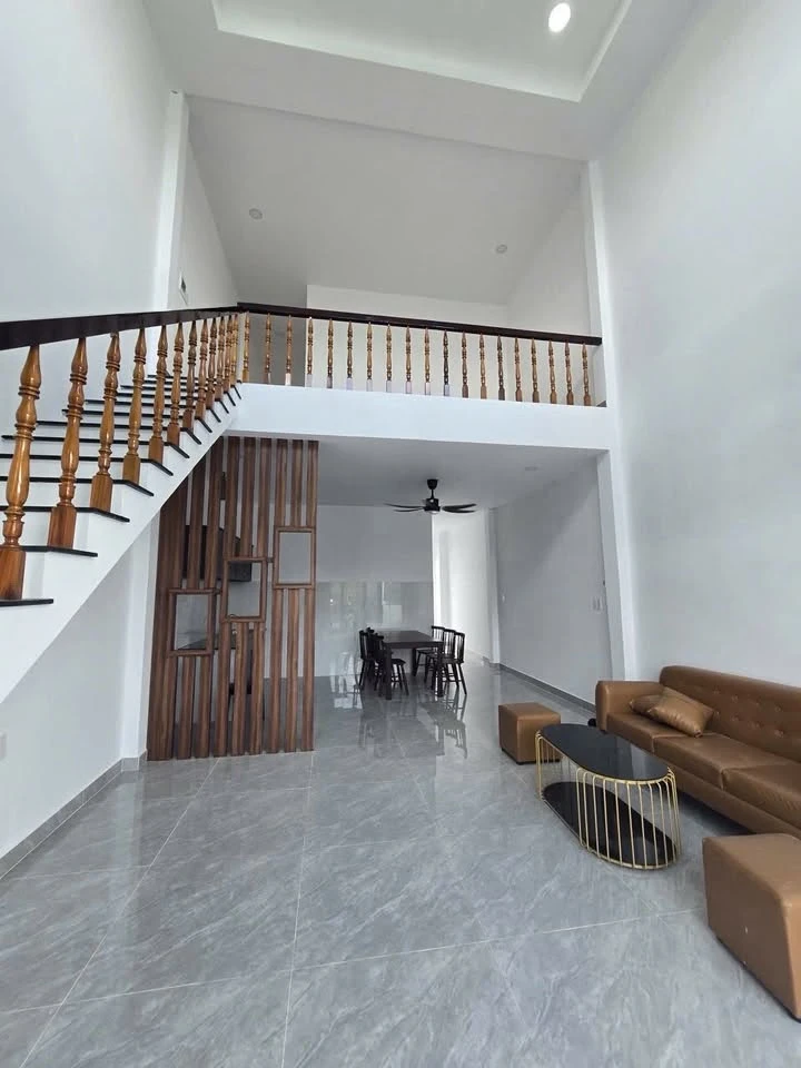 Bán nhà Tây Ninh 105m² sổ hoàn công 1 tỷ 590 triệu - Ảnh thu nhỏ 2