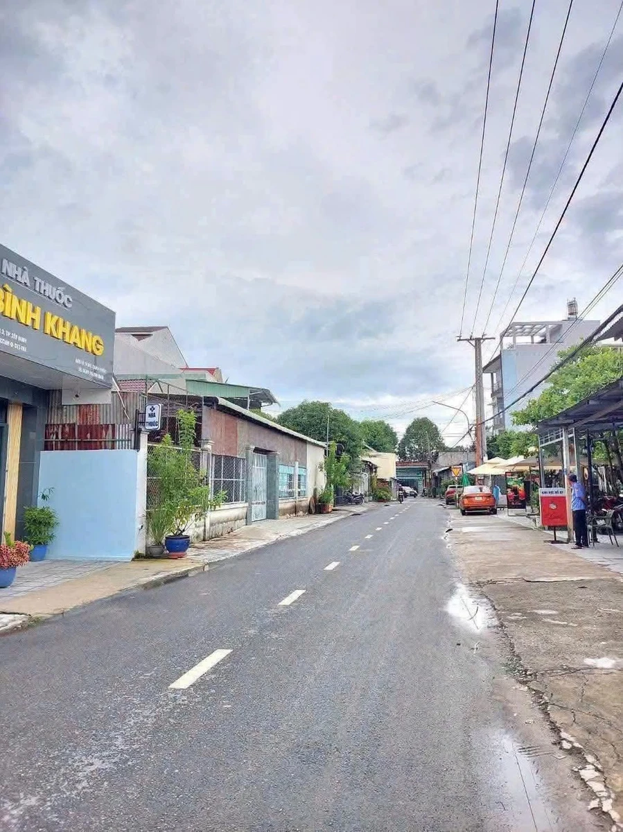 Bán đất mặt tiền Phạm Văn Xuyên 182.8m² Tây Ninh - Ảnh 1