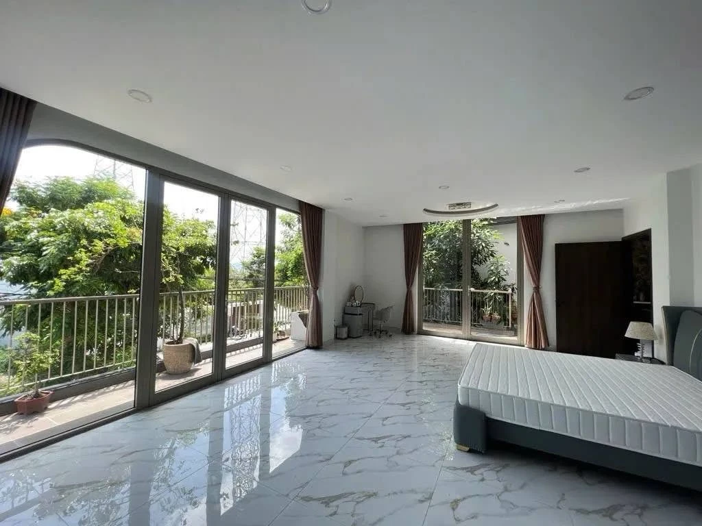 Bán biệt thự 3 lô liền kề 270m² view sông Hàn, Đà Nẵng - Ảnh thu nhỏ 2