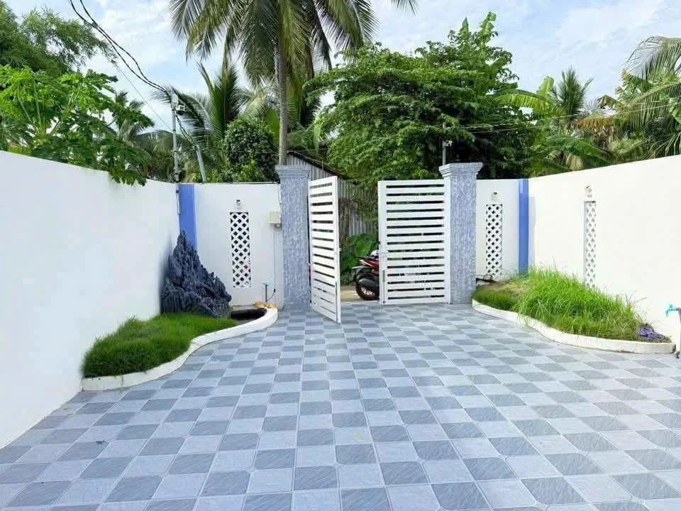 Bán nhà 160m² 3 phòng ngủ tại Phú Nhuận, Bến Tre 1 tỷ 200 triệu - Ảnh thu nhỏ 2
