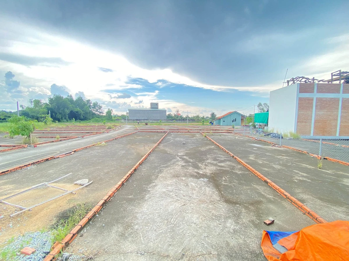Bán đất thổ cư 93,5m2 Trương Định Chợ Cần Đước 10tr/m2 - Ảnh thu nhỏ 3