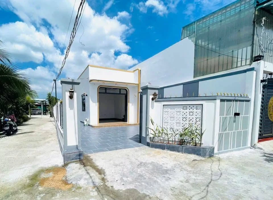 Bán nhà cấp 4 hai mặt tiền 151m² Cần Giuộc Long An 1 tỷ 500 triệu - Ảnh 1