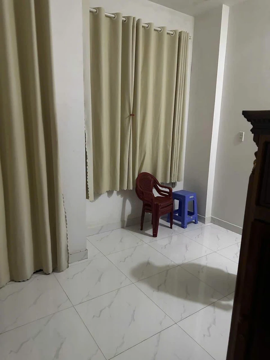 Cho thuê nhà có nội thất 4x16m giá 5 triệu/tháng tại Cát Tường Phú Sinh - Ảnh thu nhỏ 4