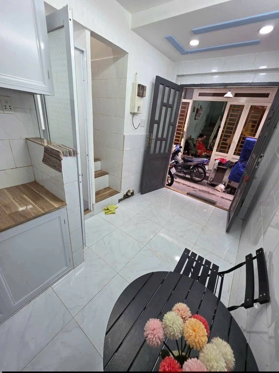 Bán nhà 1 trệt 1 lầu 12m² Trần Hưng Đạo Quận 5 - Ảnh thu nhỏ 3