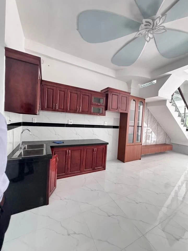 Bán nhà mặt tiền 3 tầng 49m2 Quy Nhơn 4,1 tỷ - Ảnh thu nhỏ 5