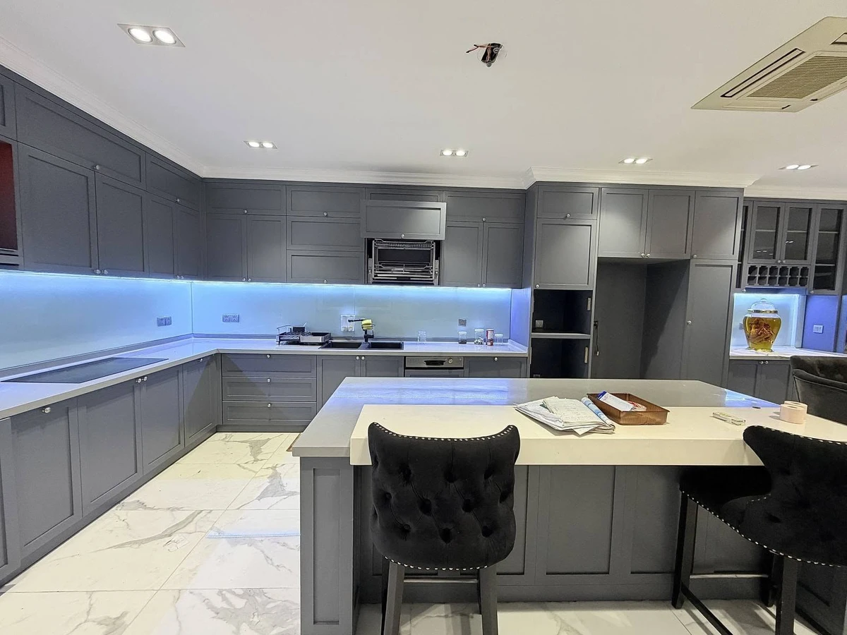 Bán biệt thự đường Hồ Văn Huê, Phú Nhuận 114m², hầm + 5 tầng, thang máy, full nội thất - Ảnh thu nhỏ 2