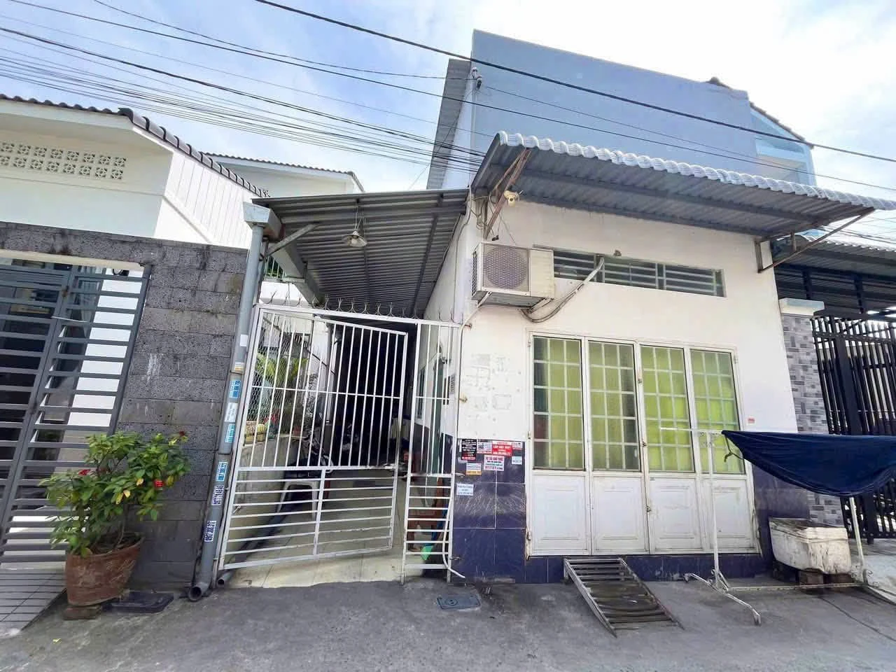 Bán dãy trọ 109.6m2 đường Lê Văn Thuấn, Cần Thơ - Ảnh 1