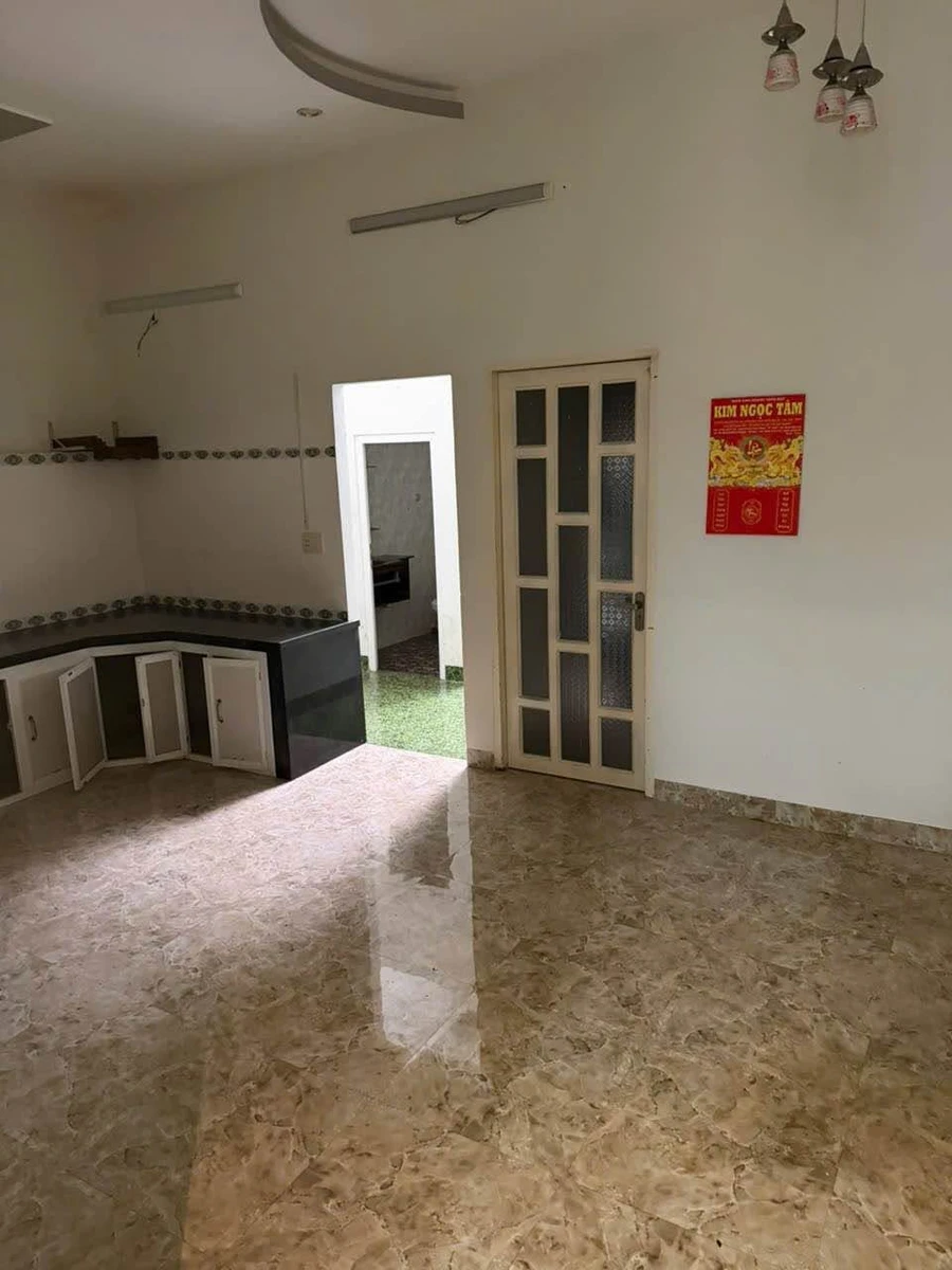 Bán nhà cấp 4 mặt tiền Hoàng Hòa Thám 105m², 6.3 tỷ - Ảnh thu nhỏ 4