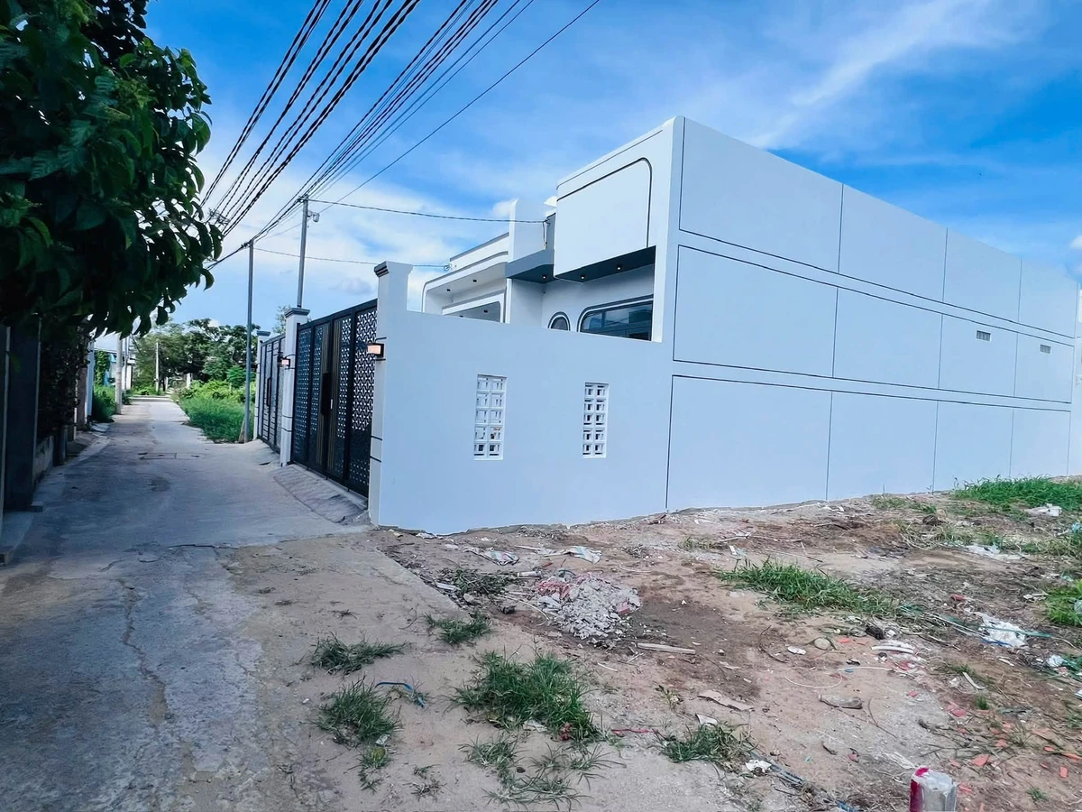 Bán nhà mới 105m² 2 phòng ngủ Phú Tân, Bến Tre - Ảnh 1