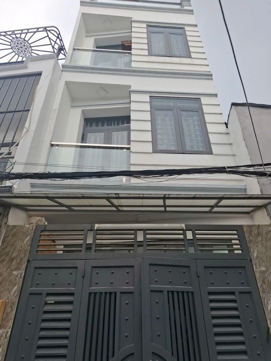 Bán nhà 4 tầng hẻm xe tải Huỳnh Thị Hai, Quận 12, 45m2, giá 4,5 tỷ - Ảnh 1