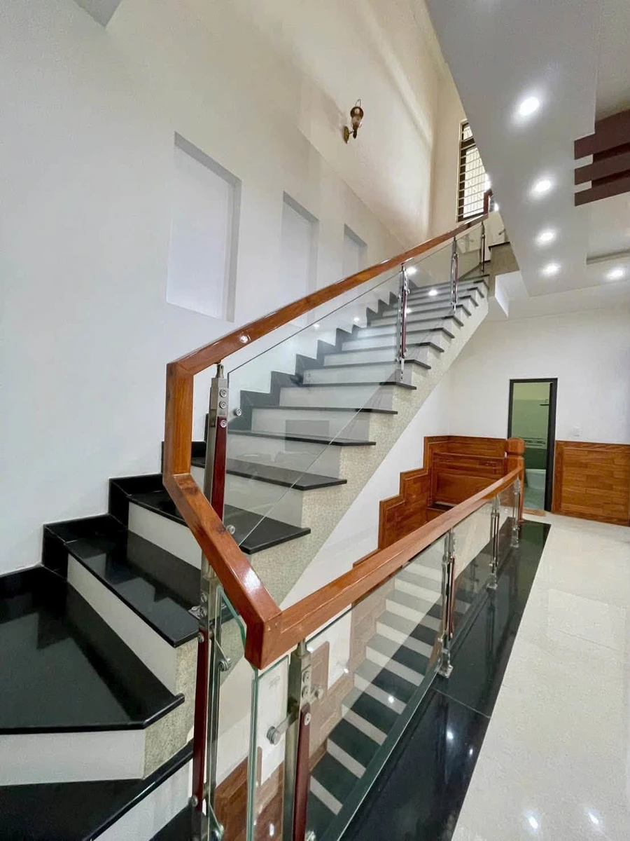 Bán nhà 3 tầng 126m2 Trần Cẩm Nội, Quảng Ngãi - Ảnh thu nhỏ 4