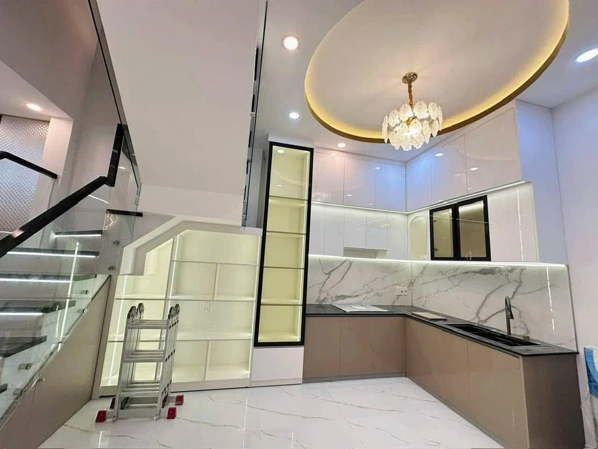 Bán nhà 2 lầu 95m2, 3 PN, Nhà Bè 2 tỷ 50 - Ảnh thu nhỏ 2