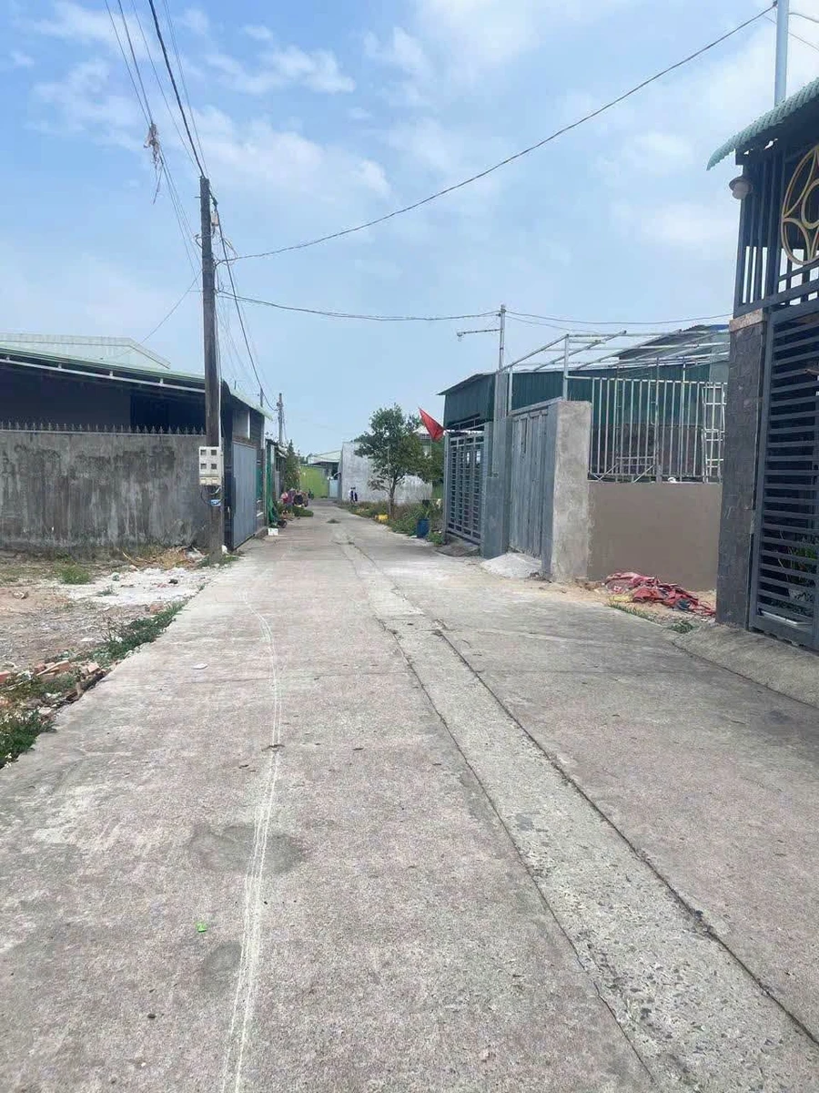 Bán nhà mới 5x20m Bình Minh, trả trước 700 triệu - Ảnh 1