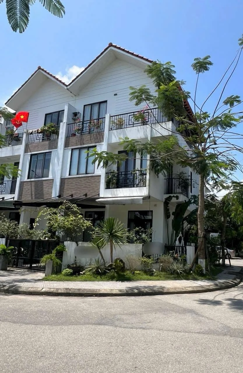 Bán biệt thự 3 tầng Royal Park Huế 110m2, 5,7 tỷ - Ảnh 1