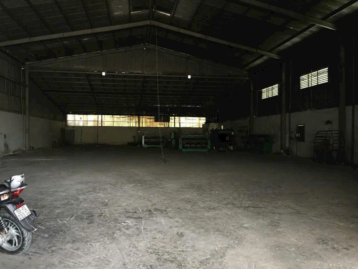 Bán xưởng mặt tiền Thanh Niên, Bình Chánh, 1.400m² - Ảnh thu nhỏ 3