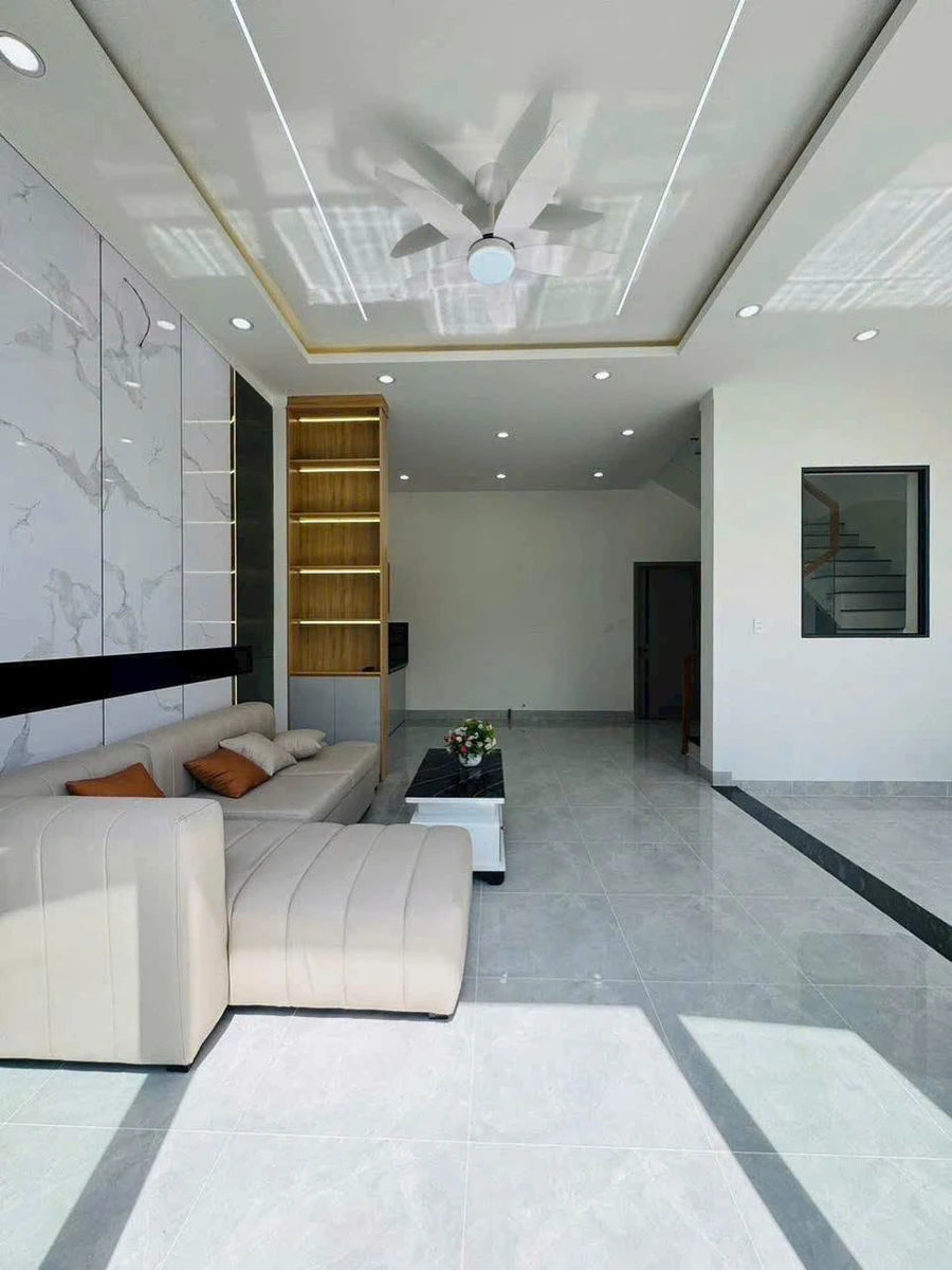 Bán nhà lầu 3PN 71m² sổ riêng 2,79 tỷ Trảng Dài - Ảnh thu nhỏ 2