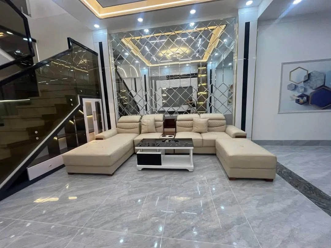 Bán nhà sổ riêng 75m² 3 phòng ngủ Tân Uyên 2,4 tỷ - Ảnh thu nhỏ 4