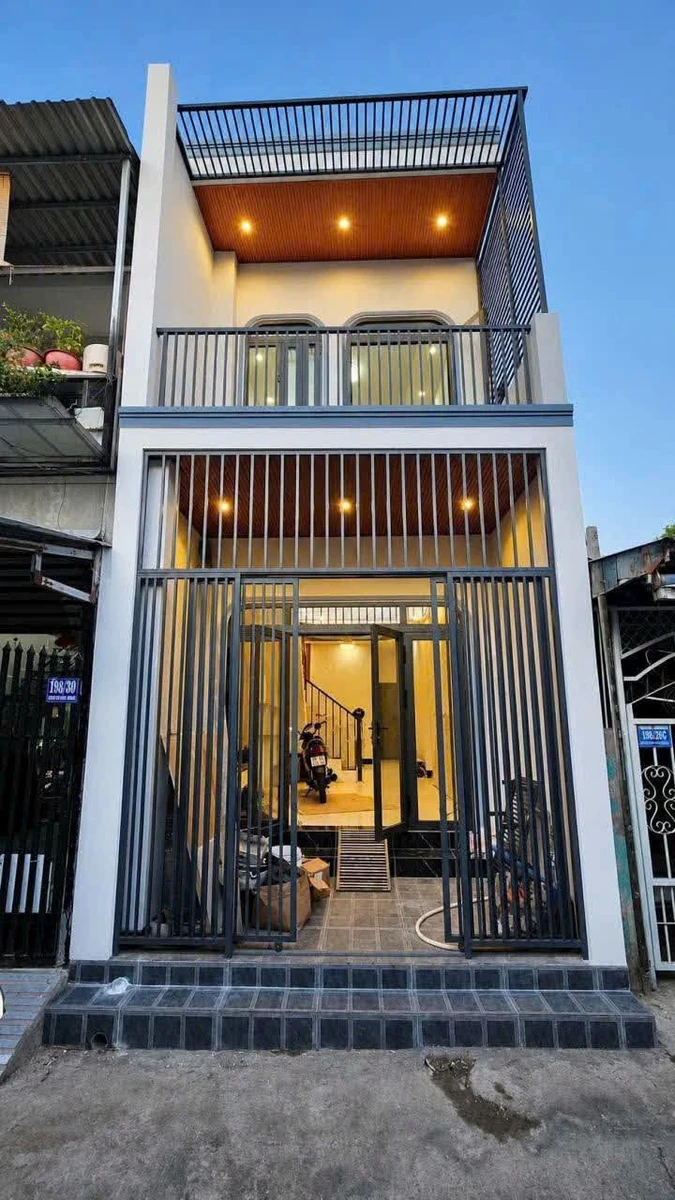 Bán nhà mới 3 phòng ngủ 55.5m² Nguyễn Bỉnh Khiêm Quận 1 - Ảnh 1