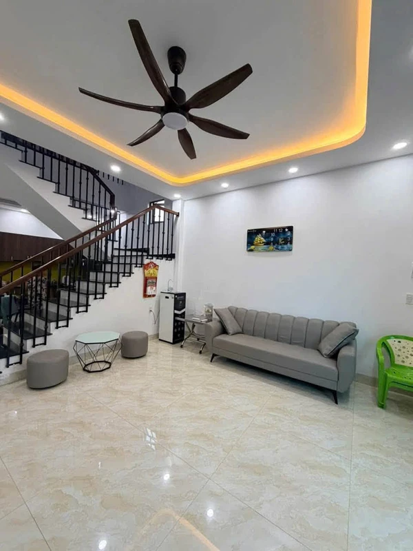 Bán nhà liên hoa Vĩnh Ngọc Nha Trang 100m2 3 phòng ngủ 3 tỷ 750