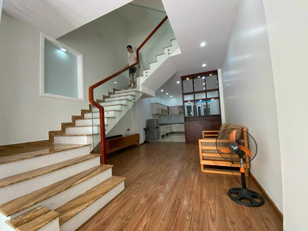 Bán nhà phố 64m² 3 phòng ngủ Khu đô thị VCN, Thủ Đức - 7,3 tỷ - Ảnh 1