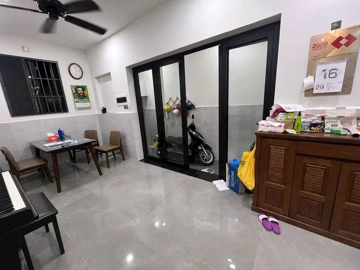 Bán nhà 2 tầng hẻm ba gác Hồ Văn Tư, Trường Thọ, Thủ Đức 60m² giá 4,5 tỷ - Ảnh thu nhỏ 2