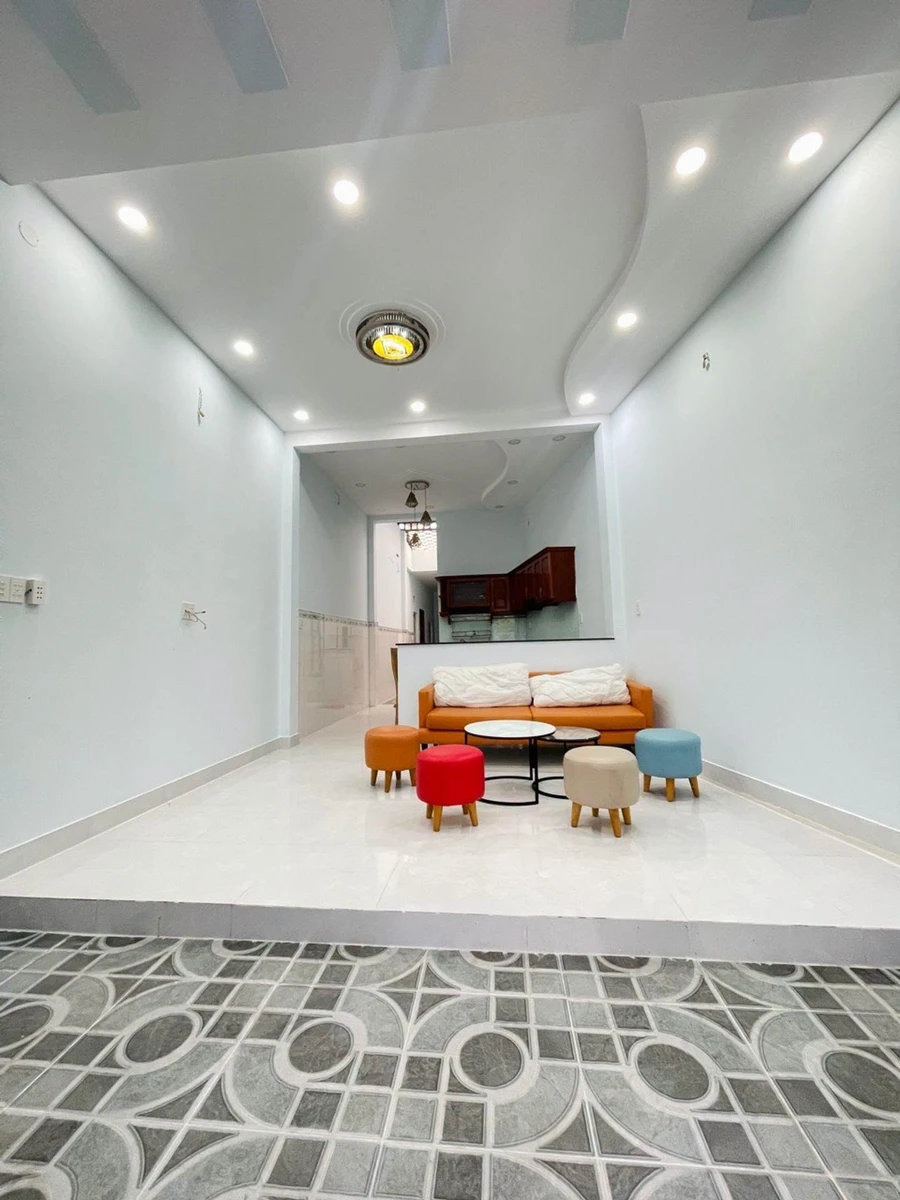 Bán nhà hẻm Huỳnh Thị Hai, Quận 12, 92m2, 2PN, giá 4,35 tỷ - Ảnh thu nhỏ 2