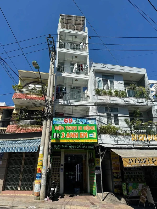 Bán nhà 5 tầng 1 tum mặt tiền Nguyễn Đình Chiểu, Nha Trang, 8,5 tỷ