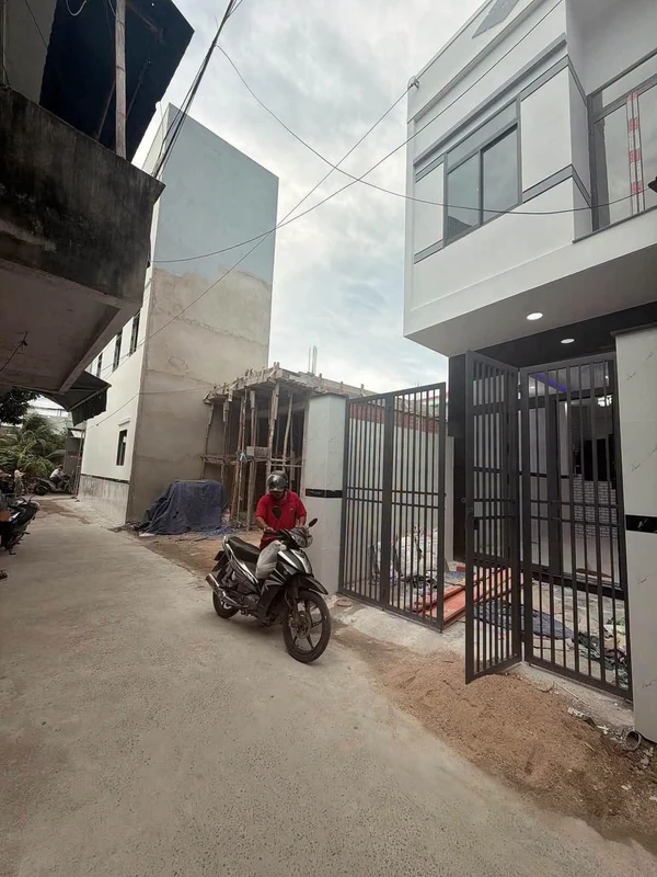Nhà hẻm bán Hoàng Văn Thụ Quy Nhơn 61m2, 3 phòng ngủ