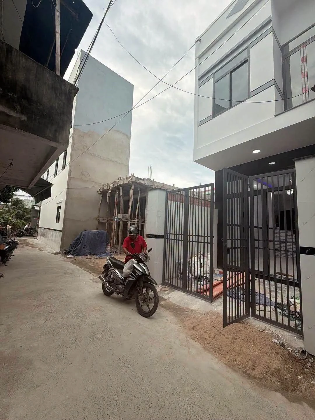 Nhà hẻm bán Hoàng Văn Thụ Quy Nhơn 61m2, 3 phòng ngủ - Ảnh 1
