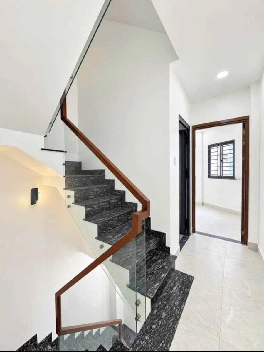 Bán nhà 4 tầng 4PN Đường 3/2 Quận 10, 30.6m2, 5.5 tỷ - Ảnh thu nhỏ 4