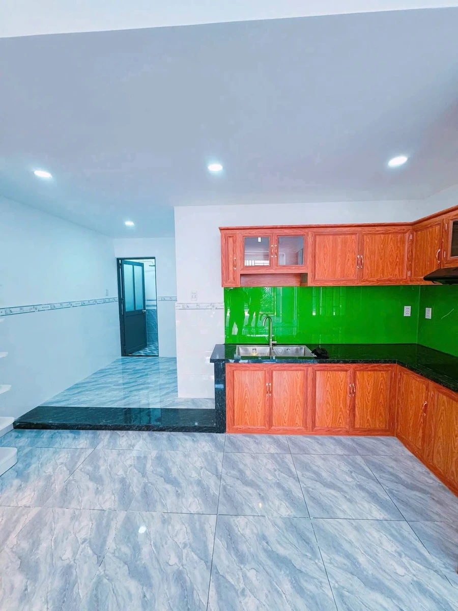 Bán nhà 3 phòng ngủ 75m² Tân Đông Hiệp, Tân Bình - Ảnh thu nhỏ 4