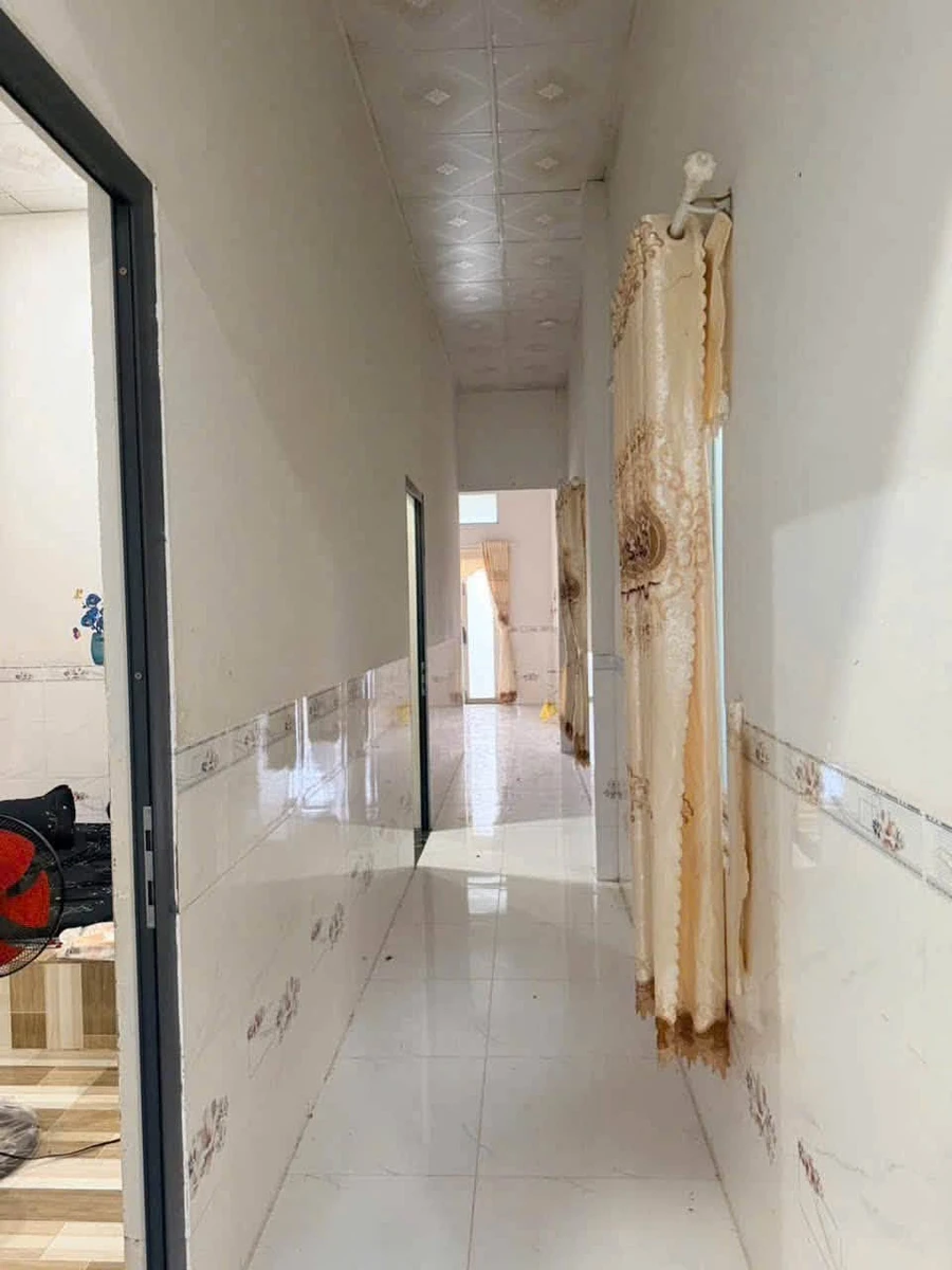 Bán nhà riêng 192m² mặt tiền view kênh 800 triệu Tây Ninh - Ảnh thu nhỏ 5
