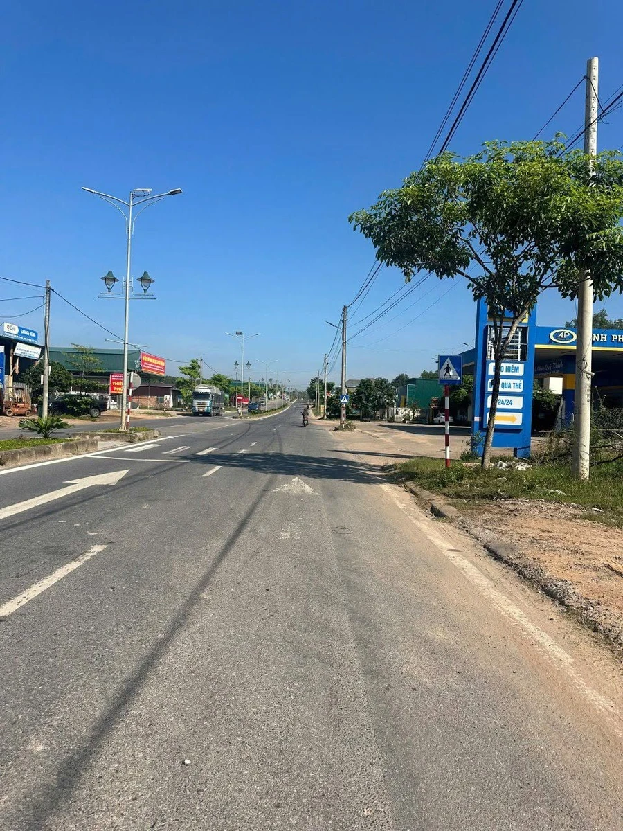 Bán lô đất mặt tiền Trần Bình Trọng 150m² 1 tỷ 2 - Ảnh thu nhỏ 2