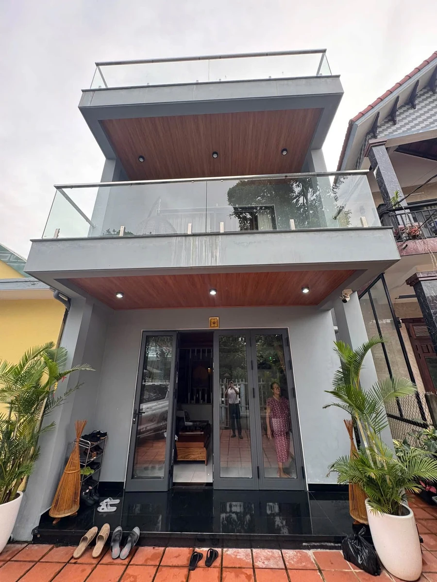 Bán nhà 3 tầng mới kèm nhà rường gỗ quý 327m2 kiệt Bùi Thị Xuân, Huế - Ảnh thu nhỏ 2