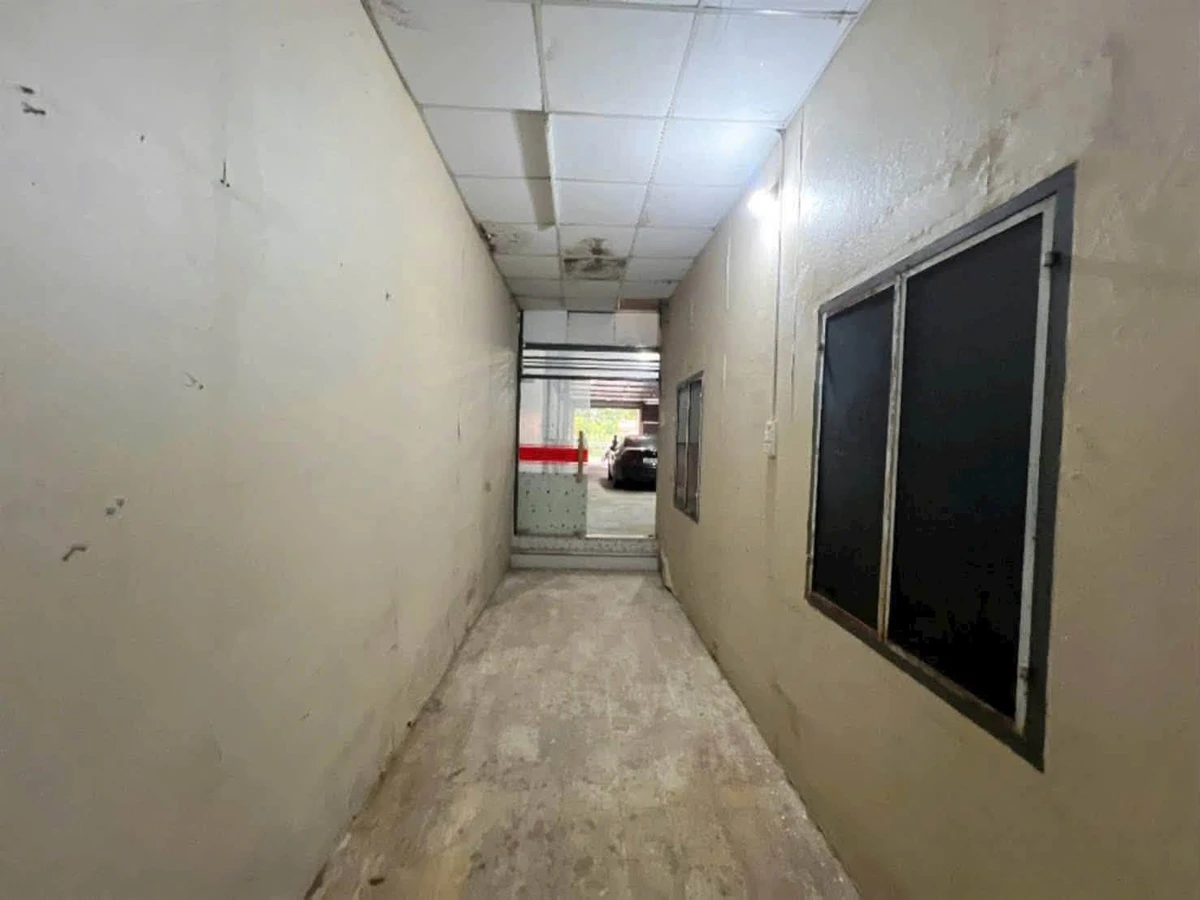 Cho thuê kho 300m2 kèm nhà cấp gần Cầu Sập, 8 triệu/tháng - Ảnh thu nhỏ 4