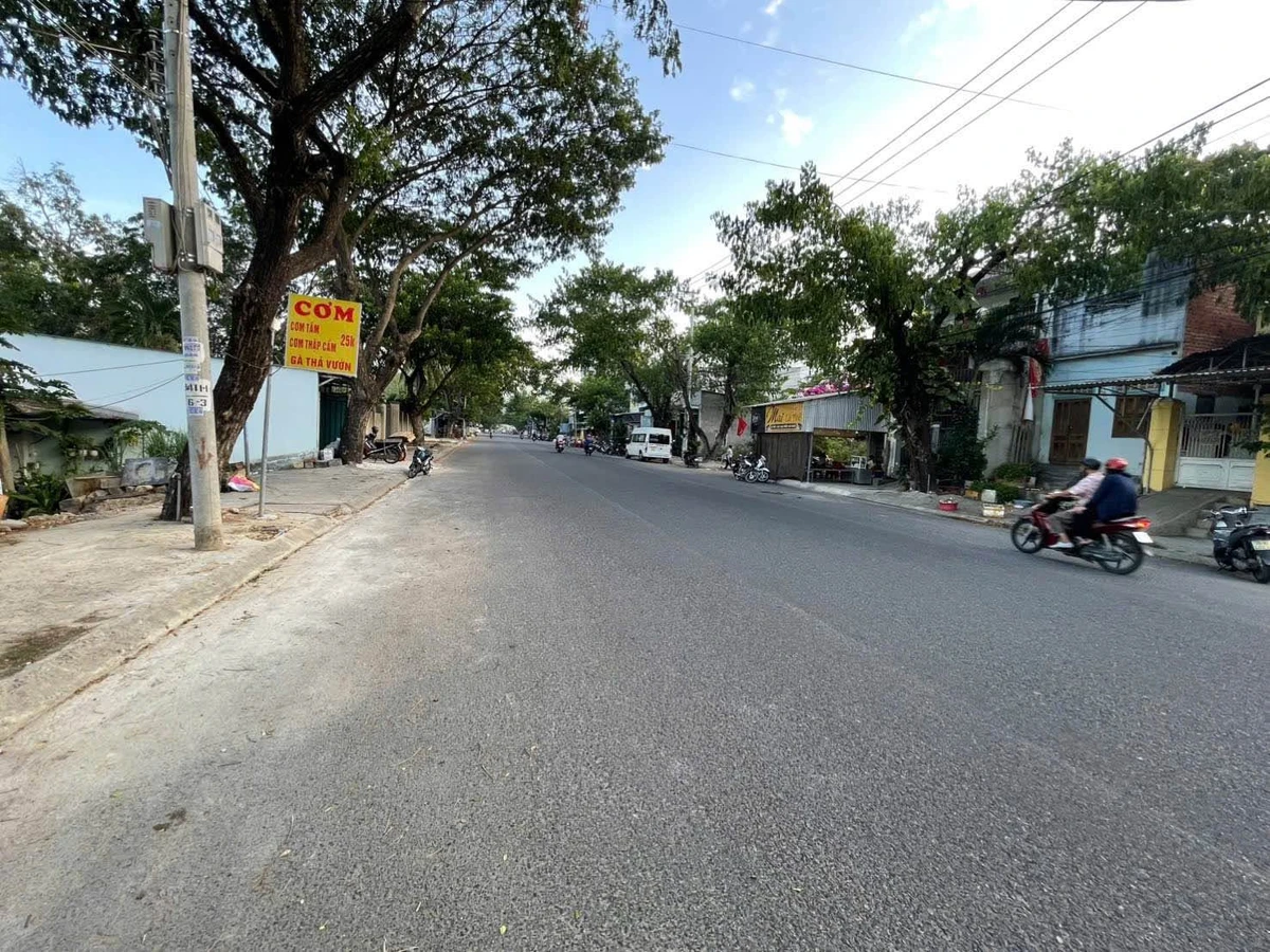 Bán đất mặt tiền đường Phong Châu 60m2, 3 tỷ 850 triệu - Ảnh thu nhỏ 3