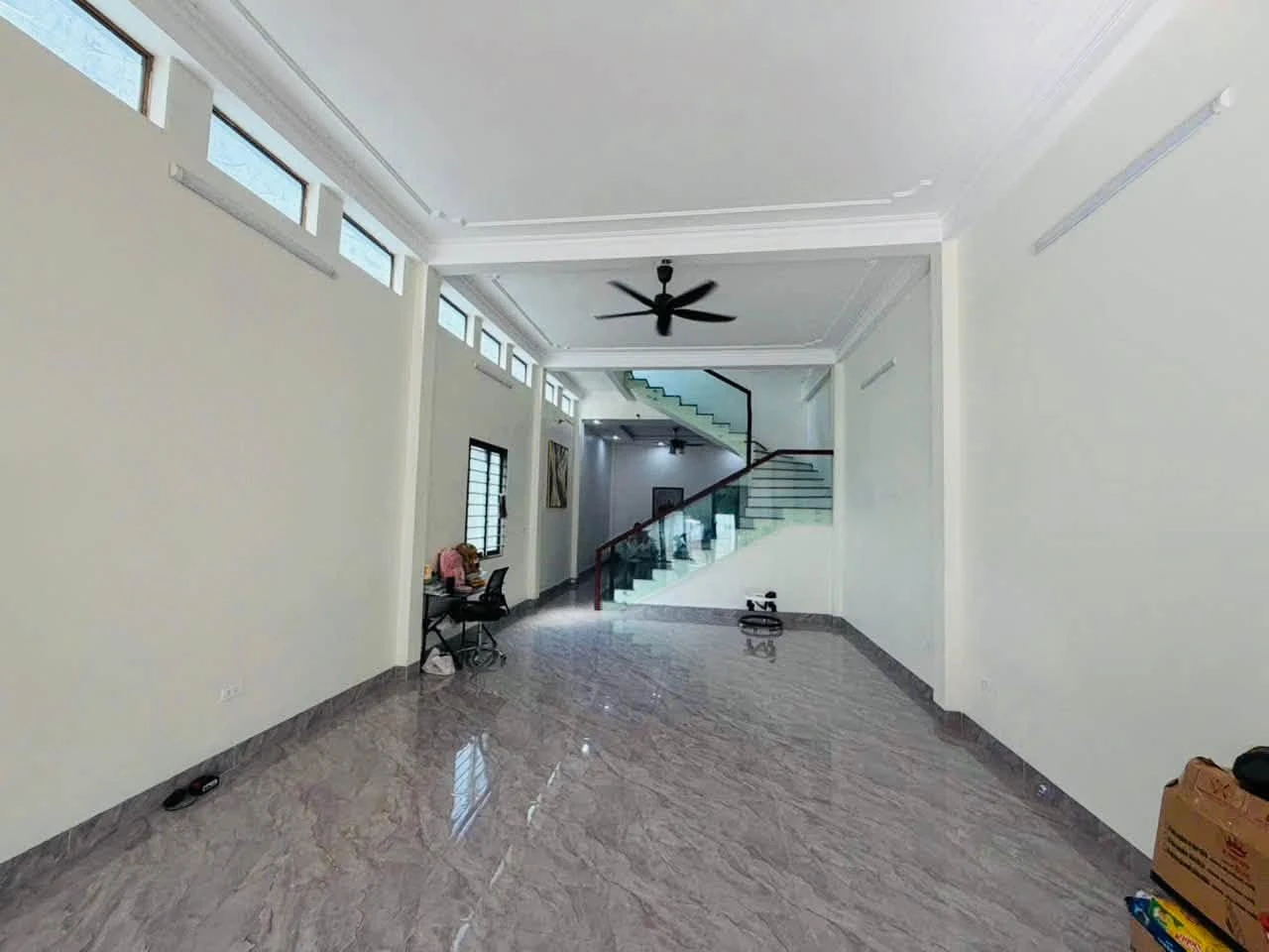 Bán nhà 3 tầng 4 phòng ngủ 100m² Điện Biên Quận 12 - Ảnh 1