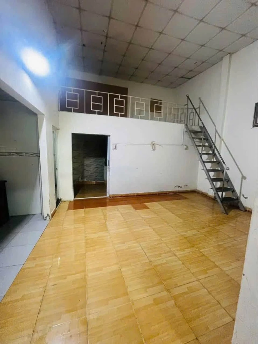 Cho thuê nhà trệt lửng 100m² gần Làng Đại học, Dĩ An - Ảnh 1