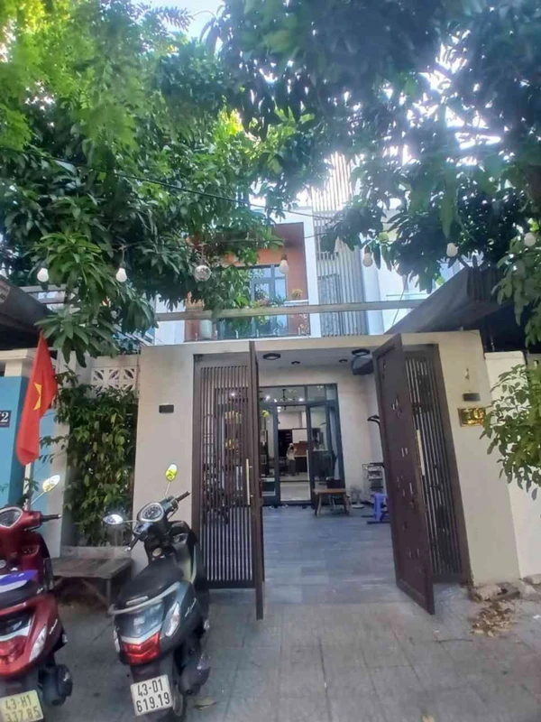 Bán nhà 3 tầng nội thất 100m2 Đà Nẵng 6 tỷ