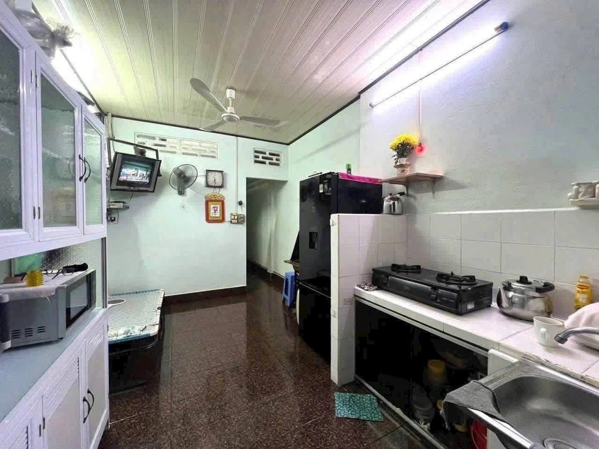 Bán nhà cấp 4 mặt tiền đường Nguyễn Huệ 80m2, Phước Hiệp, TP Bà Rịa, giá 2,8 tỷ - Ảnh thu nhỏ 2
