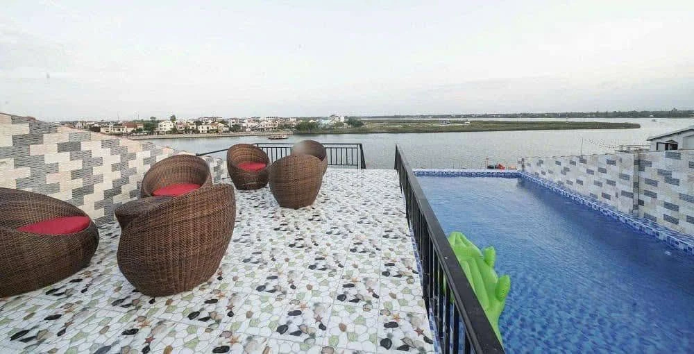 Bán khách sạn 208m² view sông Thu Bồn Hội An, 39,5 tỷ - Ảnh 1