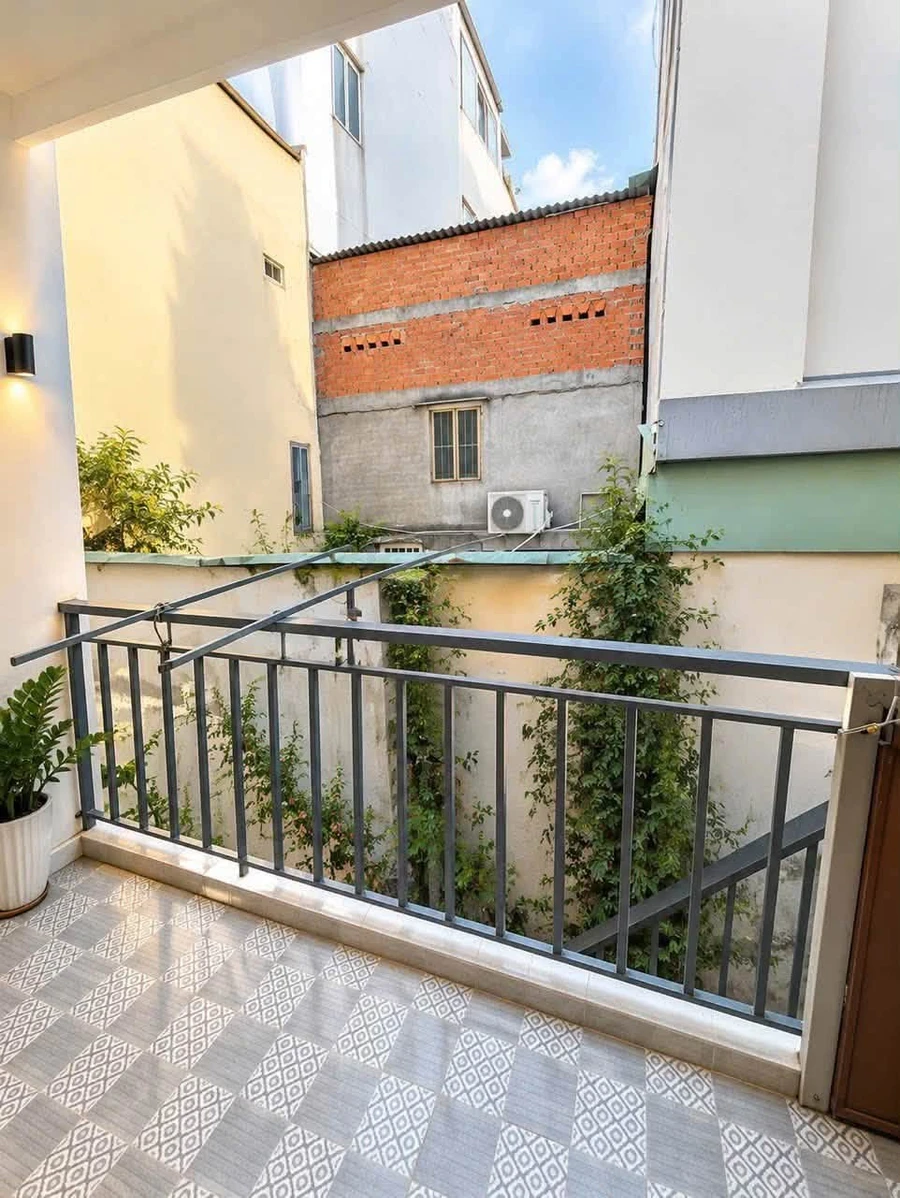 Nhà bán 5 tỷ, 50m², 3PN 3WC sát mặt tiền Trần Bình Trọng, Bình Thạnh - Ảnh thu nhỏ 4